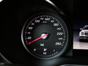 2017Ŀ C 200 4MATIC \Ӱ п؅^