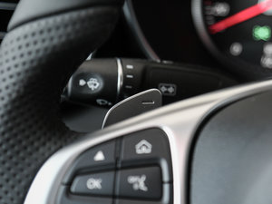 2017Ŀ C 200 4MATIC \Ӱ п؅^