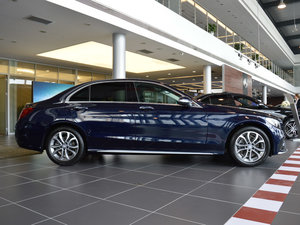 2017款C 180 L 运动型 整体外观