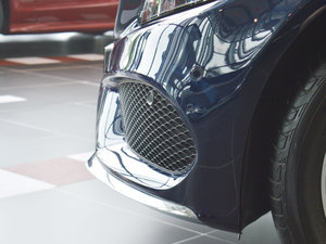 2017C 180 L \(yn)(dng) (x)(ji)^(gun)