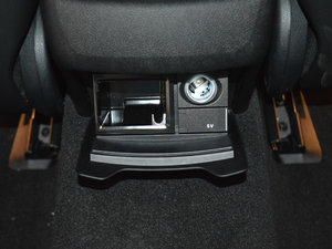 2017C 180 L \(yn)(dng) g