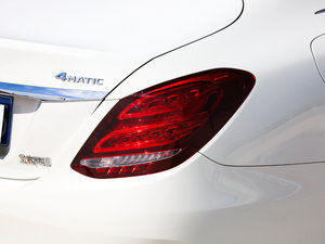 2017Ŀ C 200 L 4MATIC \(yn)Ӱ (x)(ji)^