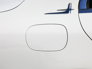 2017Ŀ C 200 L 4MATIC \Ӱ ^