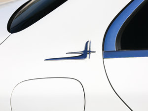 2017Ŀ C 200 L 4MATIC \Ӱ ^