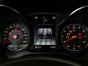 2017Ŀ C 200 L 4MATIC \(yn)Ӱ п؅^(q)