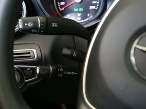 2017Ŀ C 200 L 4MATIC \(yn)Ӱ п؅^(q)