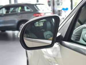 2017Ŀ C 180 L \ӕr (ji)^