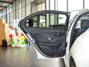 2017Ŀ C 180 L \(yn)(dng)r(sh) g