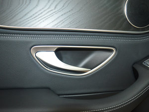 2017Ŀ C 180 L \(yn)(dng)r(sh) g