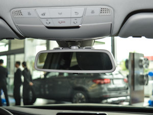 2017Ŀ C 180 L \ӕr g