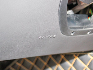 2017Ŀ C 200 \(yn)(dng) g