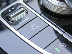 2017Ŀ C 200 \Ӱ п؅^(q)