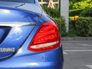 2017款改款 C 200 L 尾灯
