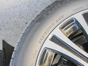 2017Ŀ C 200 L ݆̥ߴ