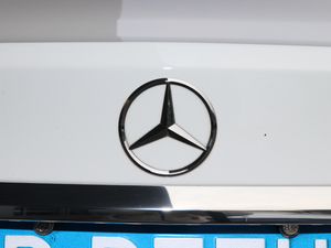 2017��C 350 eL �������^