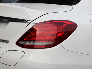 2017��C 350 eL �������^