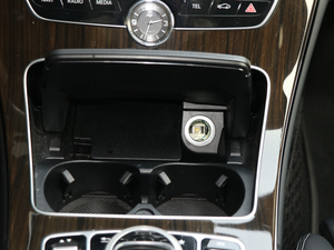 2017��C 350 eL �п؅^(q��)