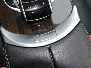 2017��C 350 eL �п؅^