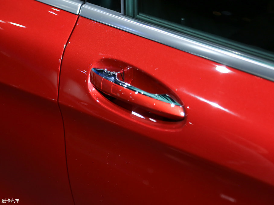 2017YGLA GLA 260 4MATIC \(yn)(dng)