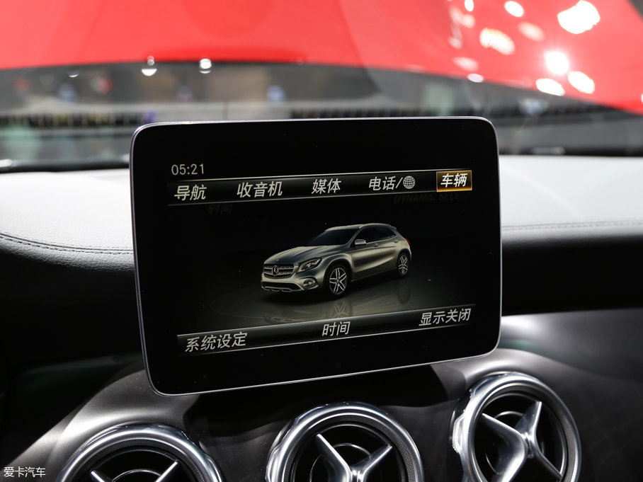 2017YGLA GLA 260 4MATIC \