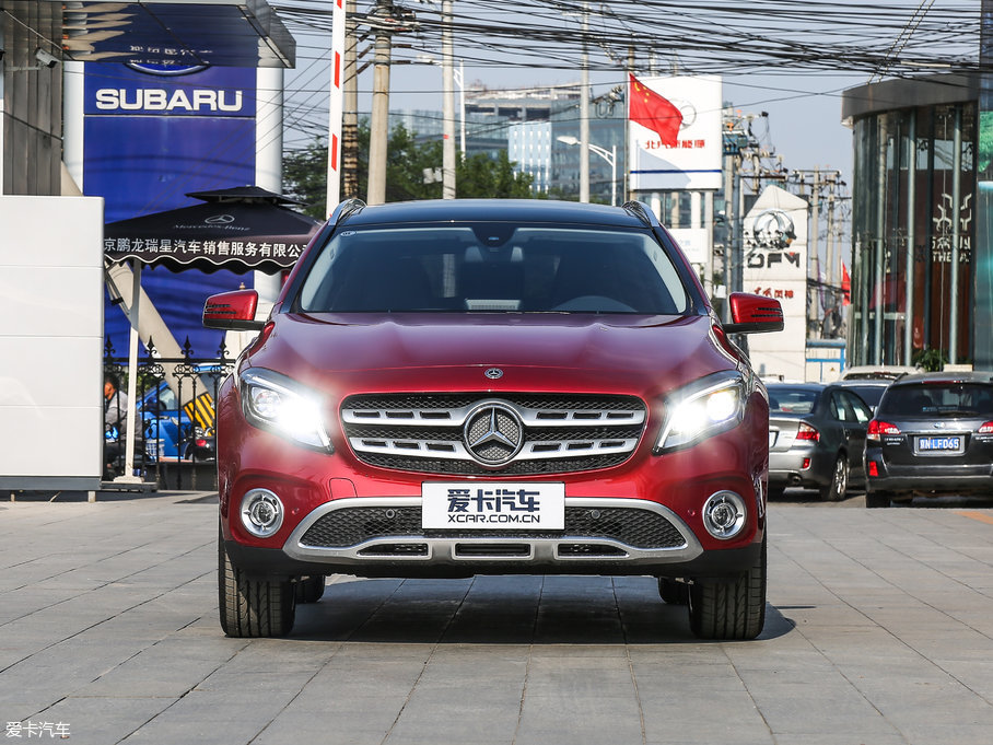 2017YGLA GLA 220 4MATIC r(sh)