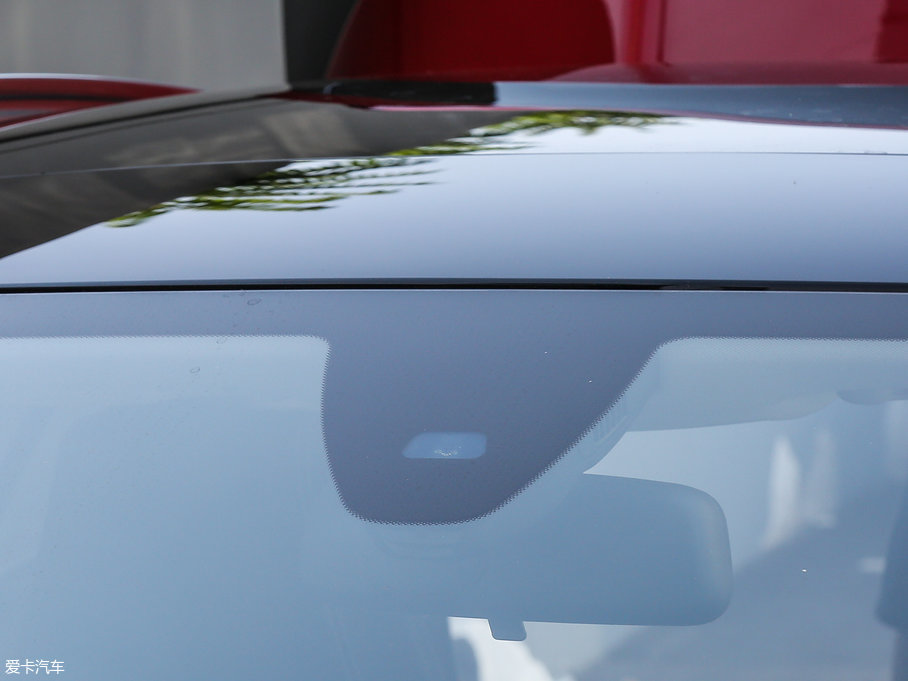 2017YGLA GLA 220 4MATIC r