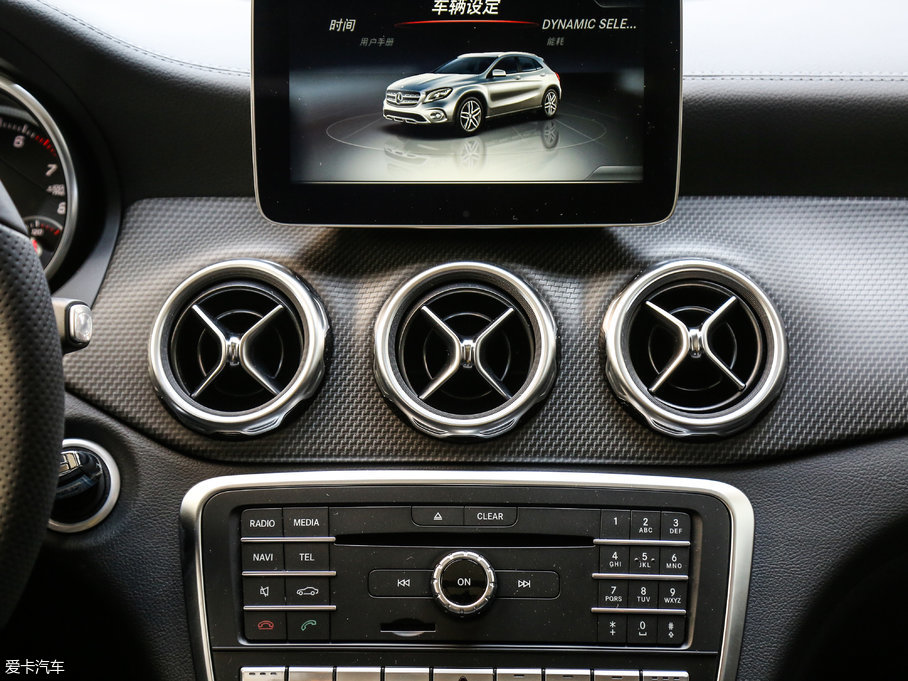 2017YGLA GLA 220 4MATIC r(sh)