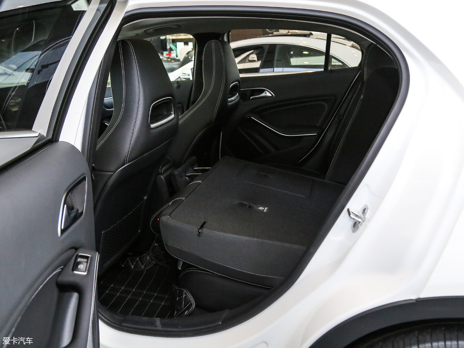 2017YGLA GLA 200 r