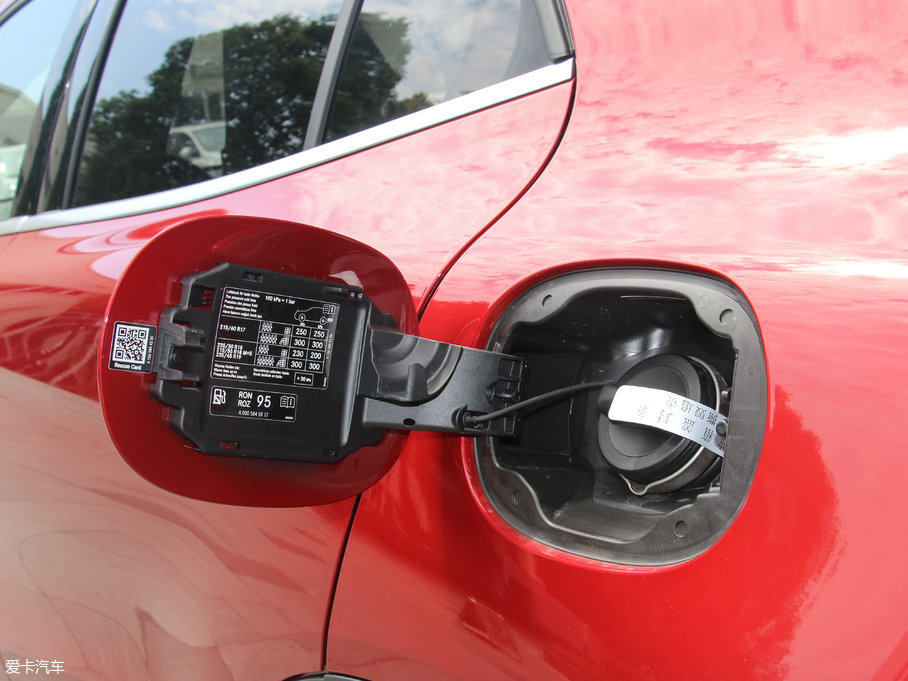 2017YGLA GLA 200 Ӹ