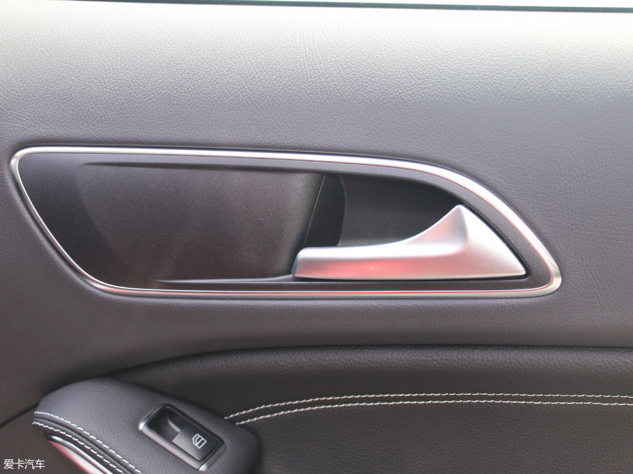 2017YGLA GLA 200 Ӹ