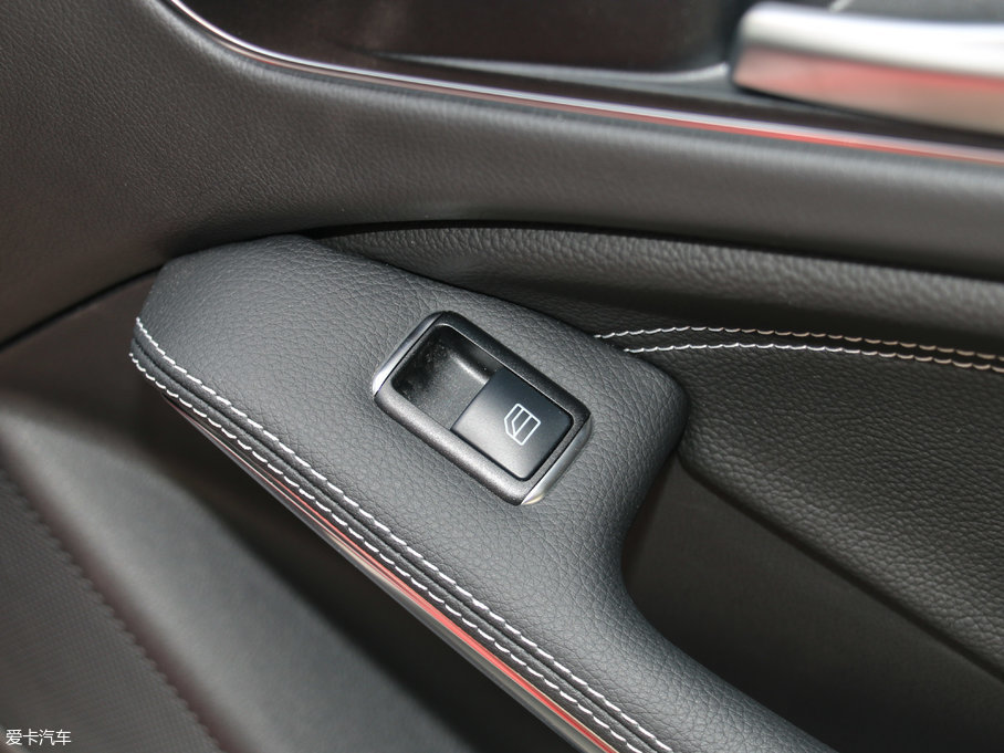 2017YGLA GLA 200 Ӹ