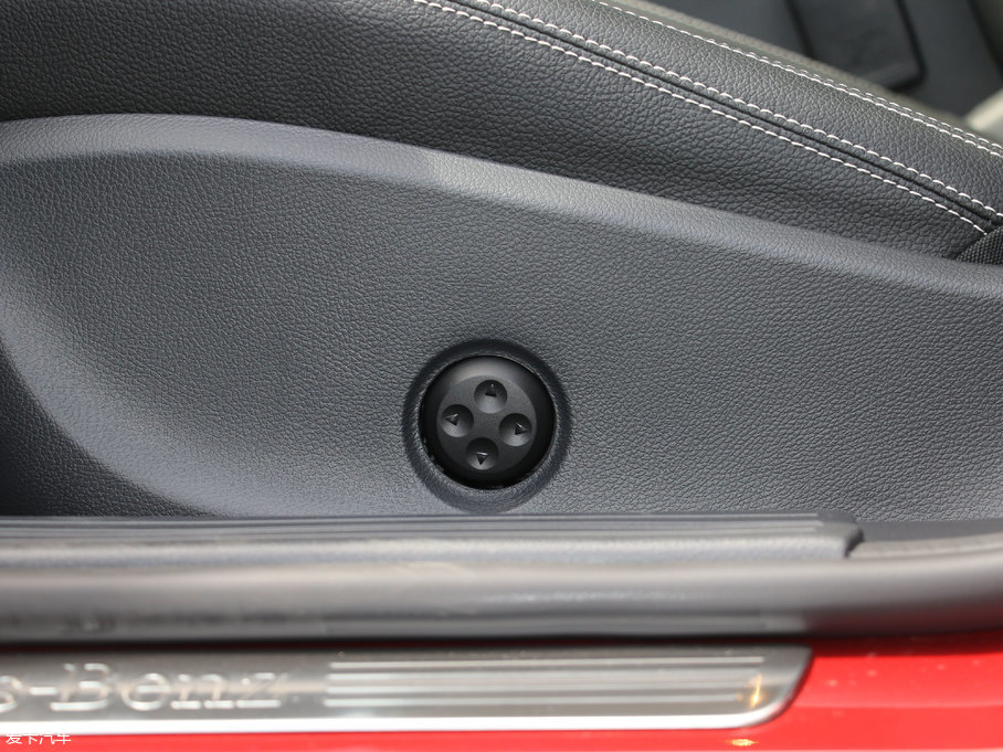 2017YGLA GLA 200 Ӹ