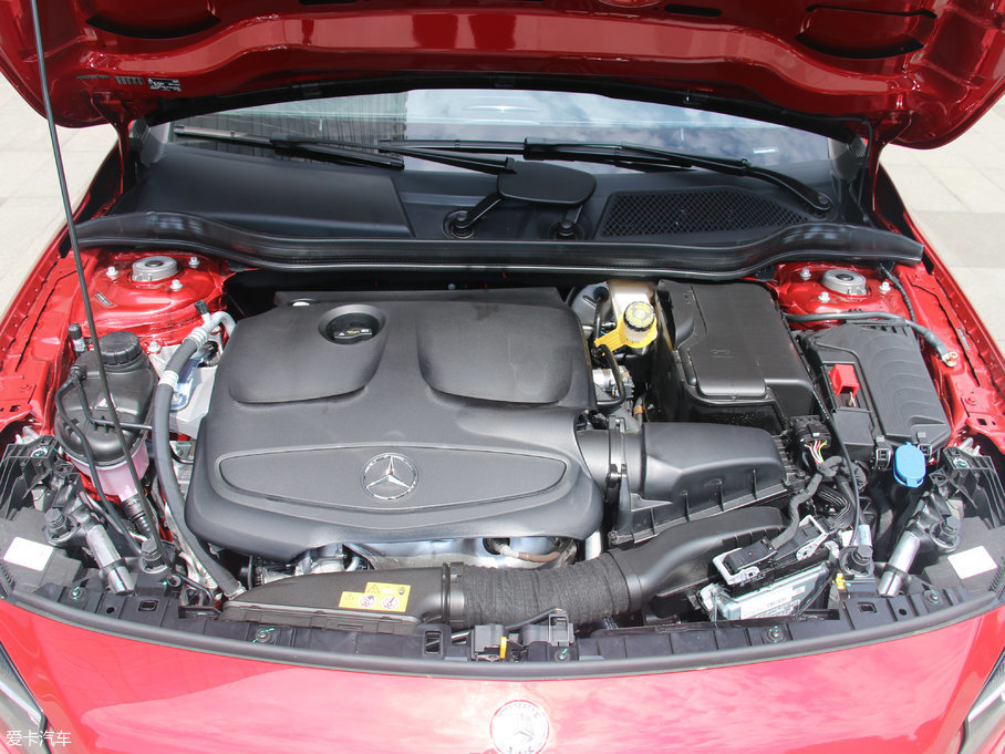 2017YGLA GLA 200 Ӹ