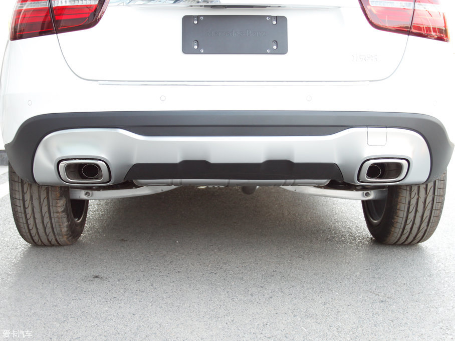 2017YGLA GLA 220 4MATIC r