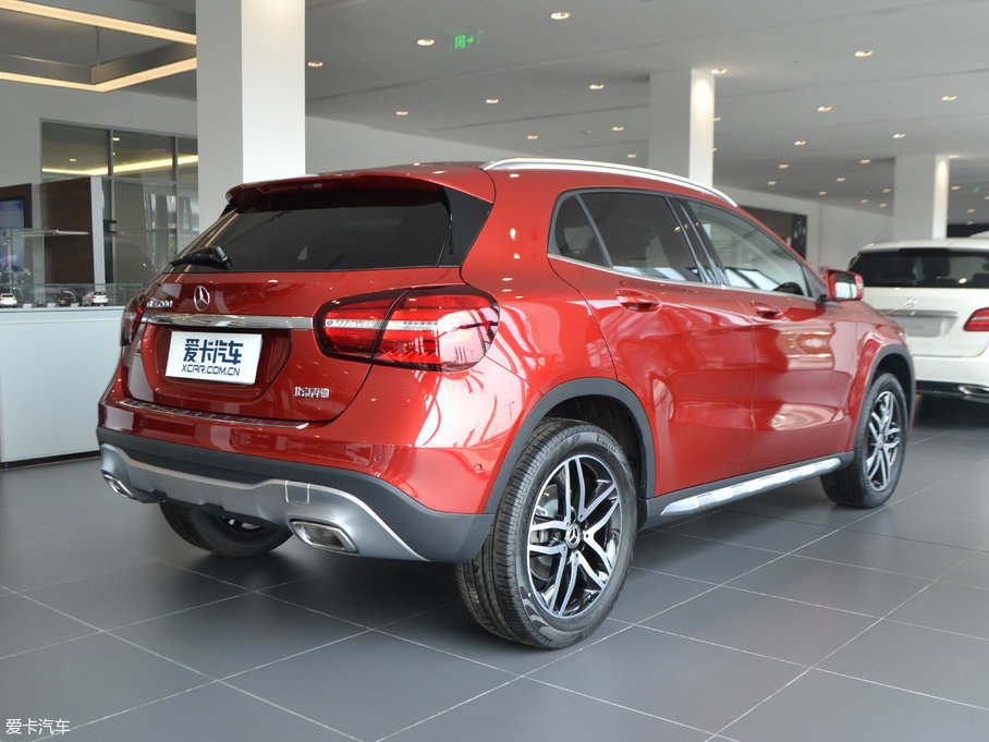 2017YGLA GLA 200 r