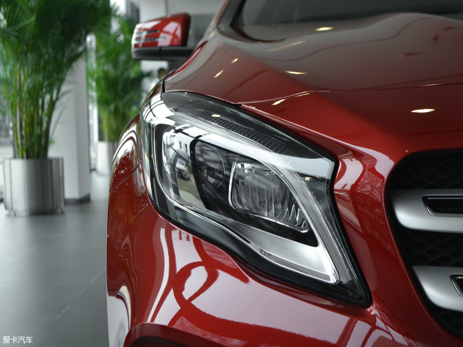 2017YGLA GLA 200 r(sh)