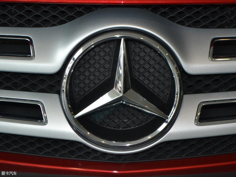 2017YGLA GLA 200 r