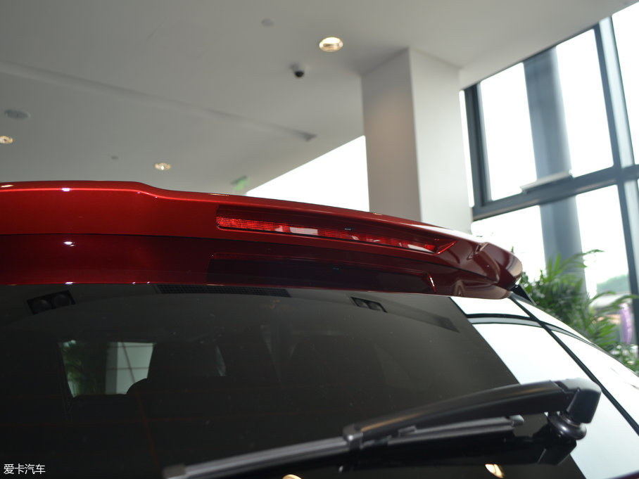 2017YGLA GLA 200 r(sh)