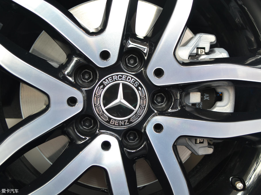 2017YGLA GLA 200 r