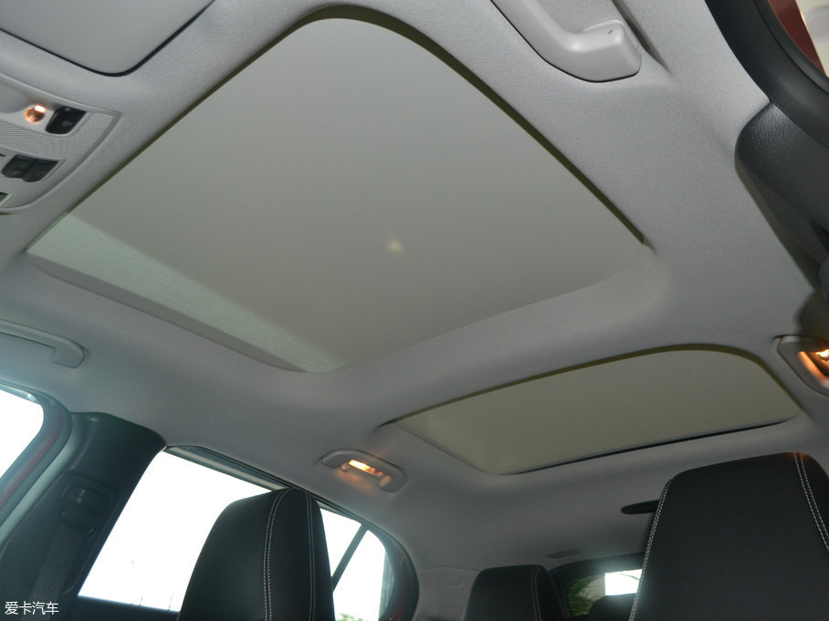 2017YGLA GLA 200 r(sh)