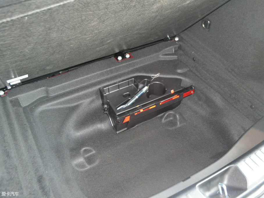 2017YGLA GLA 200 r