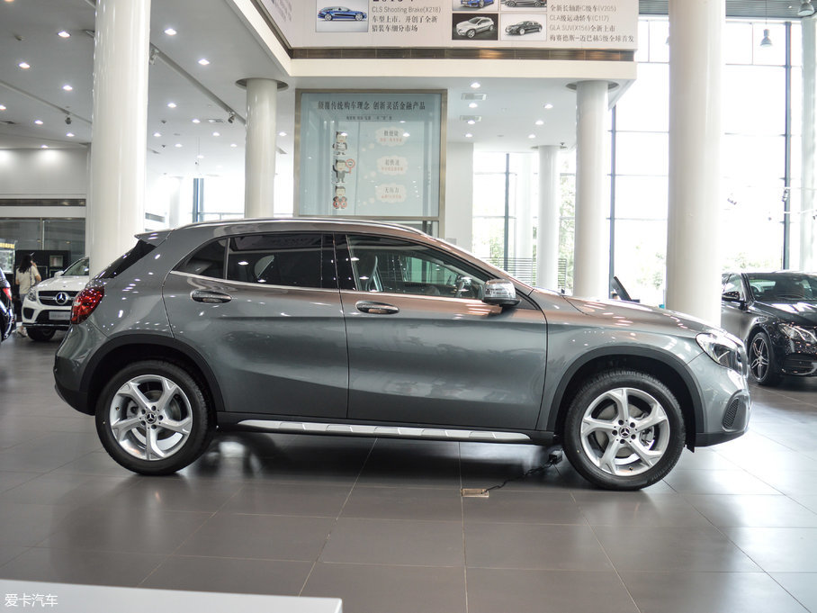 2017YGLA GLA 200 Ӹ