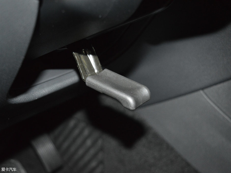 2017YGLA GLA 200 Ӹ