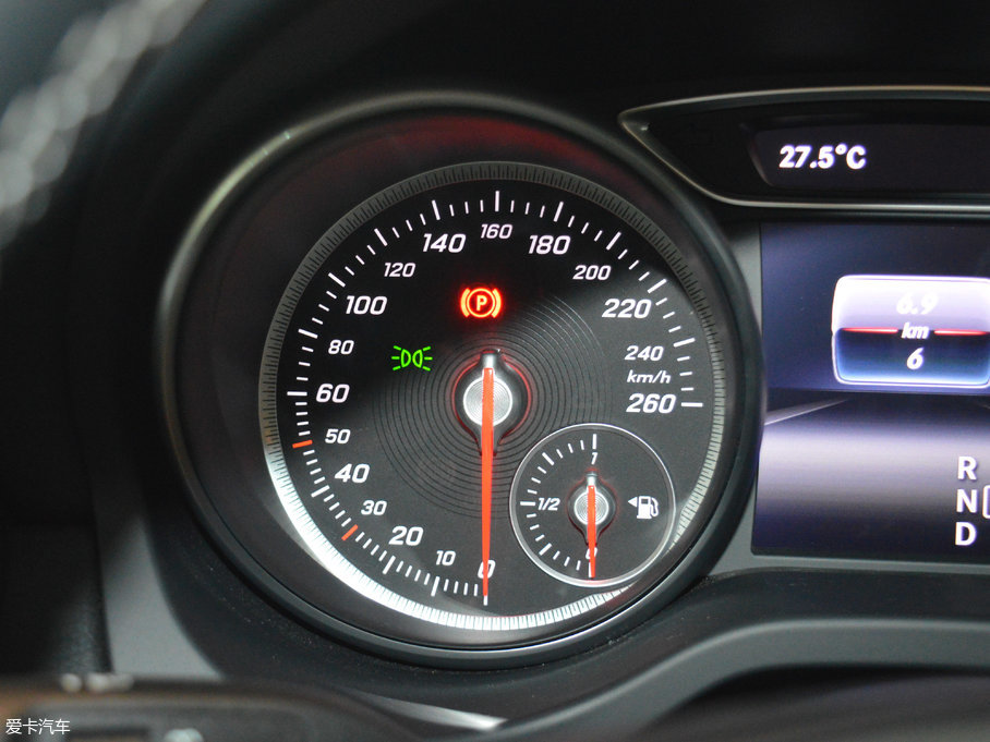 2017YGLA GLA 200 Ӹ