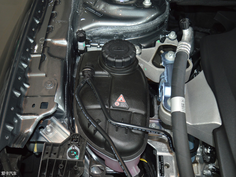 2017YGLA GLA 200 Ӹ