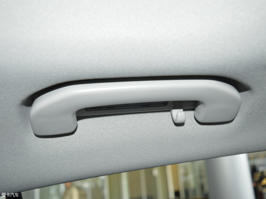 2017YGLA GLA 220 4MATIC r(sh)