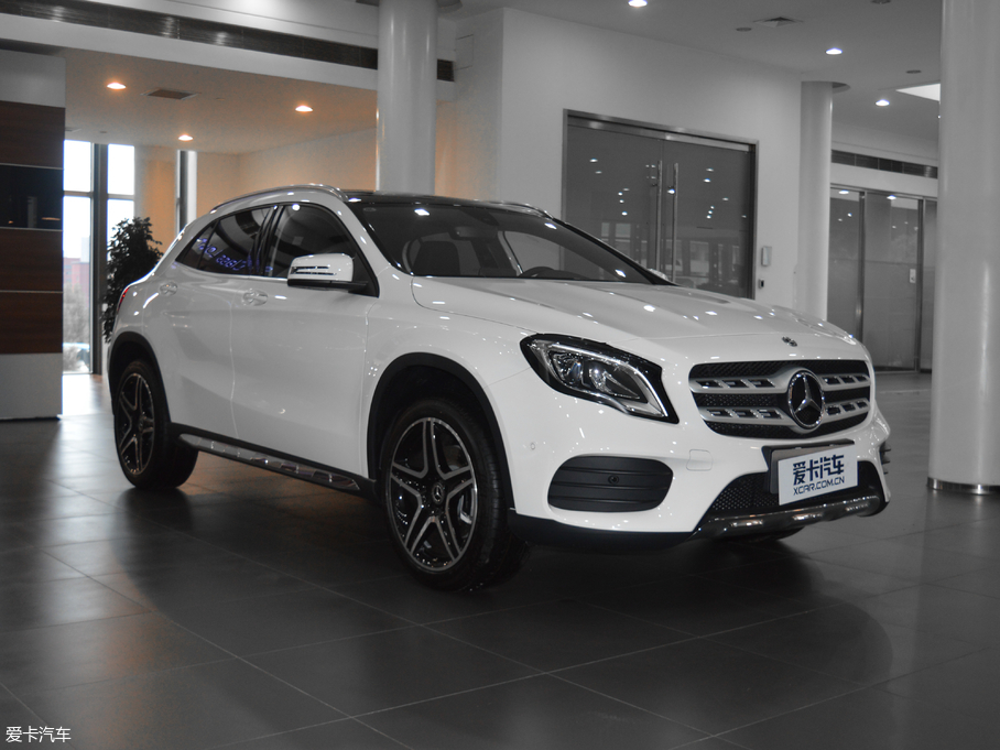 2017YGLA GLA 260 4MATIC \