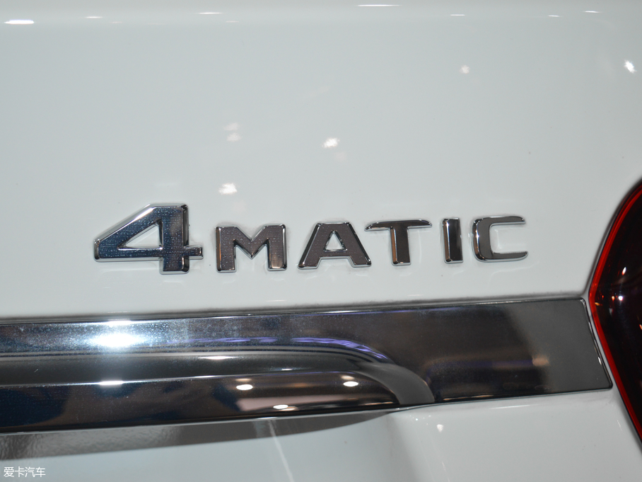 2017YGLA GLA 260 4MATIC \