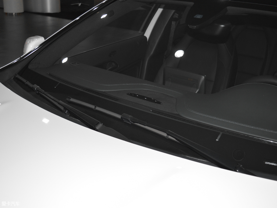 2017YGLA GLA 260 4MATIC \