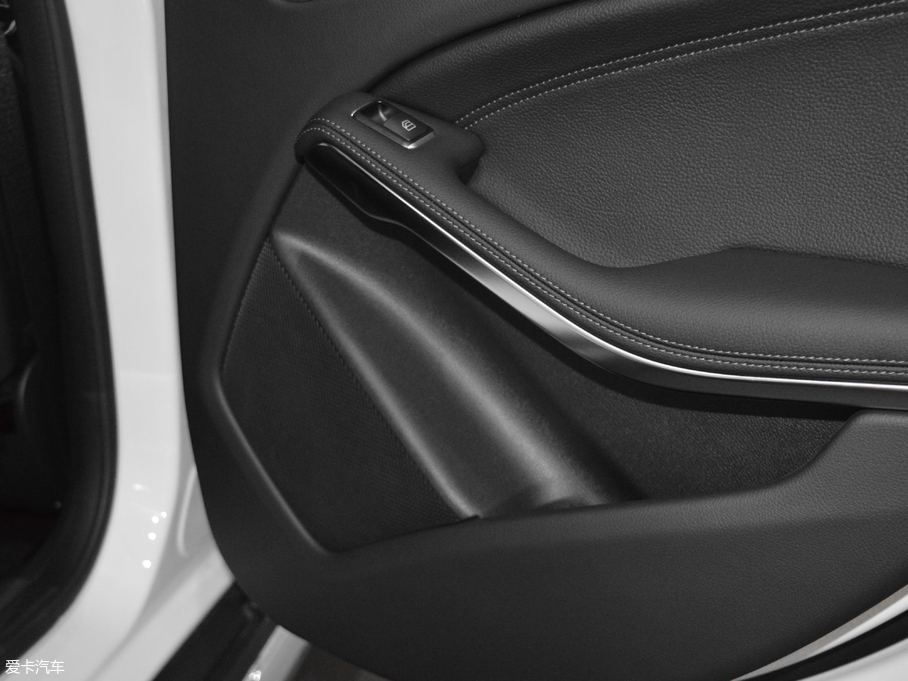 2017YGLA GLA 260 4MATIC \(yn)(dng)